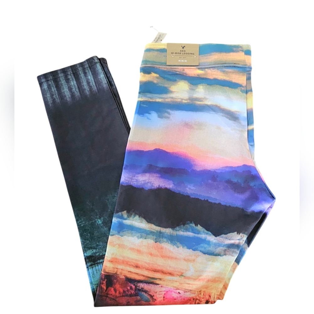AEO Colorful Abstract Legging - Sz Medium